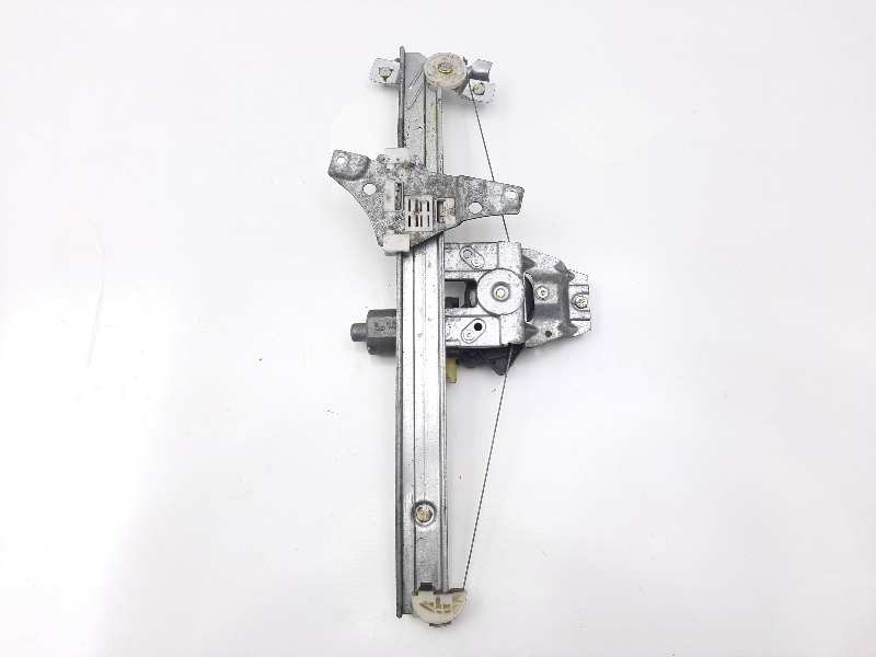 Recambio de elevalunas delantero derecho para toyota avensis berlina (t 22) referencia OEM IAM 100208XXX  