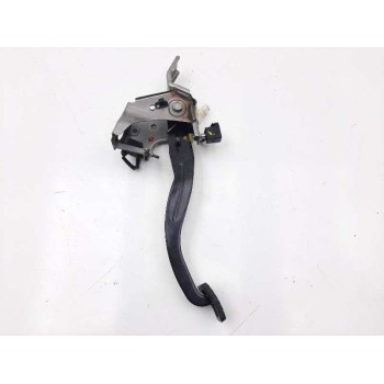 PEDAL EMBRAGUE 328021J300 