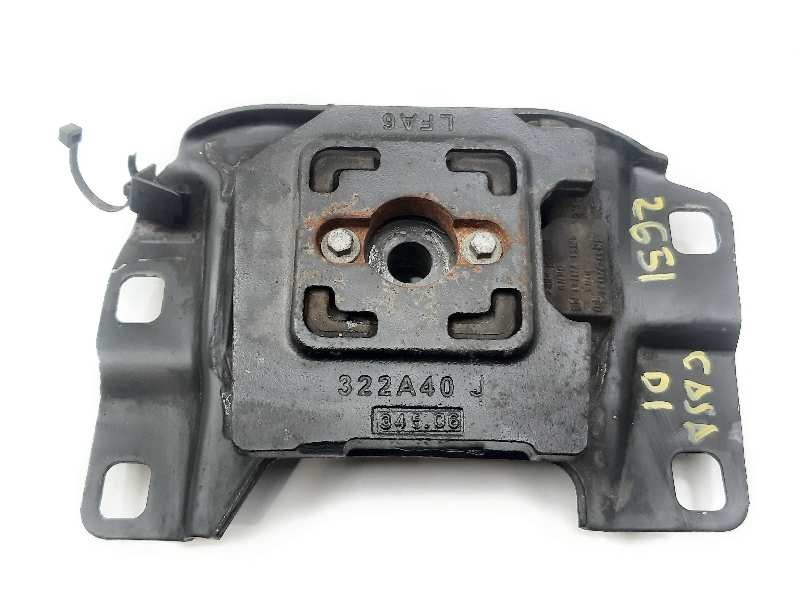 Recambio de soporte cambio para volvo c30 2.0 d momentum referencia OEM IAM 322A40J  