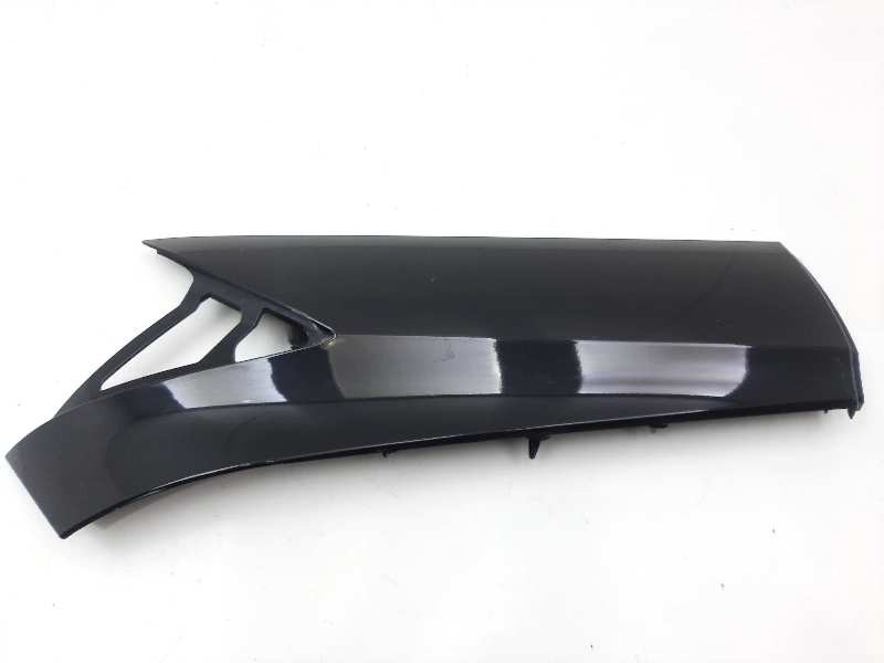 Recambio de molduras traseras para ford grand c-max titanium referencia OEM IAM AM51U29613AW 1766994 