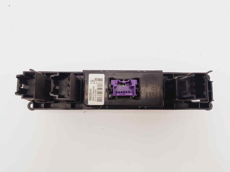 Recambio de pantalla multifuncion para chevrolet captiva referencia OEM IAM 96628249 96628249 