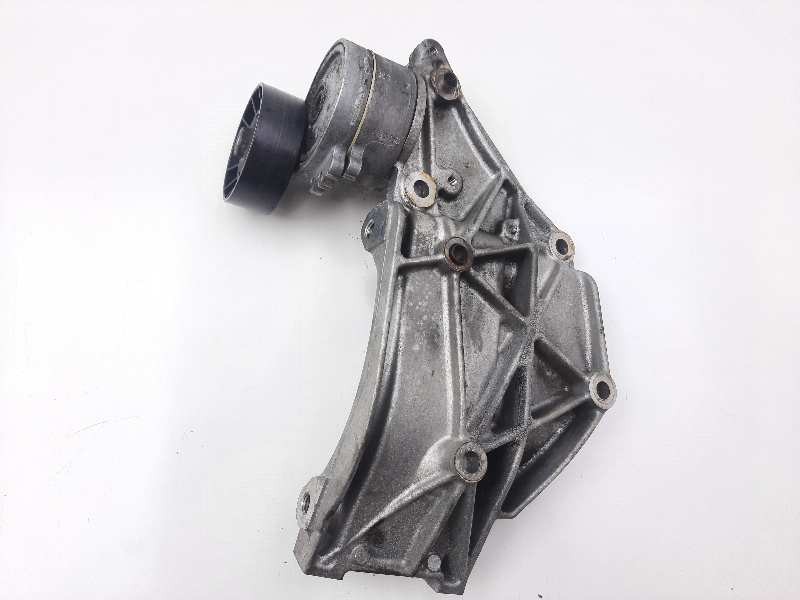 Recambio de soporte alternador para volvo c30 2.0 d momentum referencia OEM IAM 9650034280  