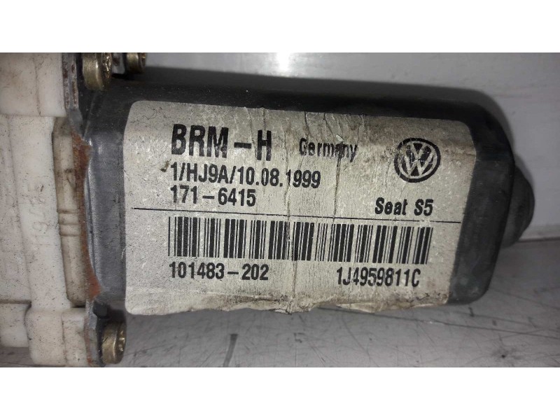 Recambio de motor elevalunas trasero izquierdo para seat leon (1m1) signo referencia OEM IAM 1J4959811C  