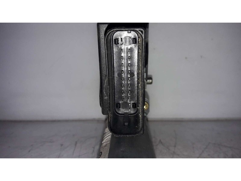 Recambio de motor elevalunas trasero izquierdo para seat leon (1m1) signo referencia OEM IAM 1J4959811C  