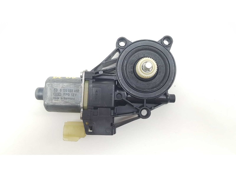 Recambio de motor elevalunas delantero derecho para ford fiesta (cb1) trend referencia OEM IAM 8A6114553  