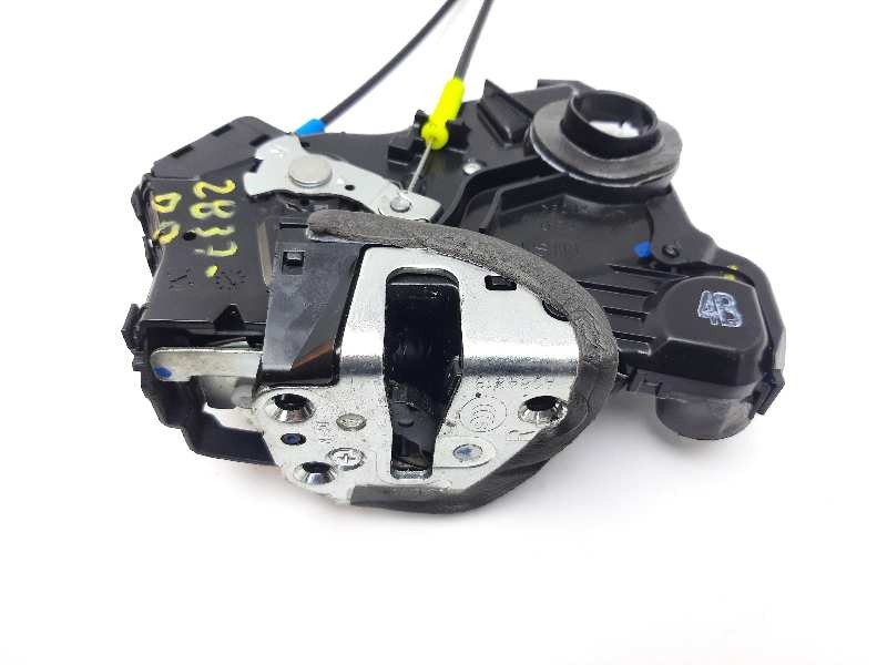 Recambio de cerradura puerta delantera derecha para toyota auris advance referencia OEM IAM 6903005131  