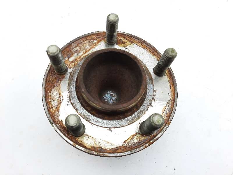 Recambio de buje para audi a6 avant (4f5) 3.0 tdi quattro referencia OEM IAM 2090832  