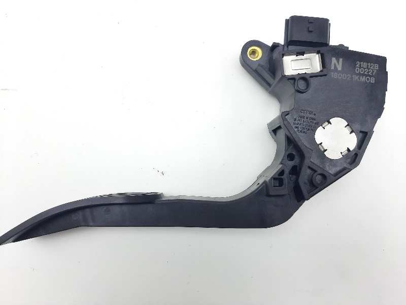 Recambio de potenciometro pedal para nissan juke (f15) acenta referencia OEM IAM 180021KMOB 21812B00227 
