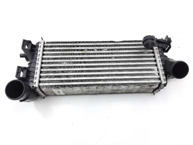Recambio de intercooler para ford grand c-max titanium referencia OEM IAM CV619L440VC 2026747 