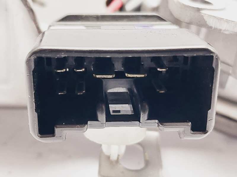 Recambio de motor cierre centralizado porton para lexus rx 400h referencia OEM IAM 42710710030 328000091 