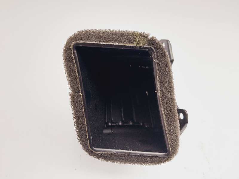 Recambio de rejilla aireadora para hyundai i20 classic referencia OEM IAM   