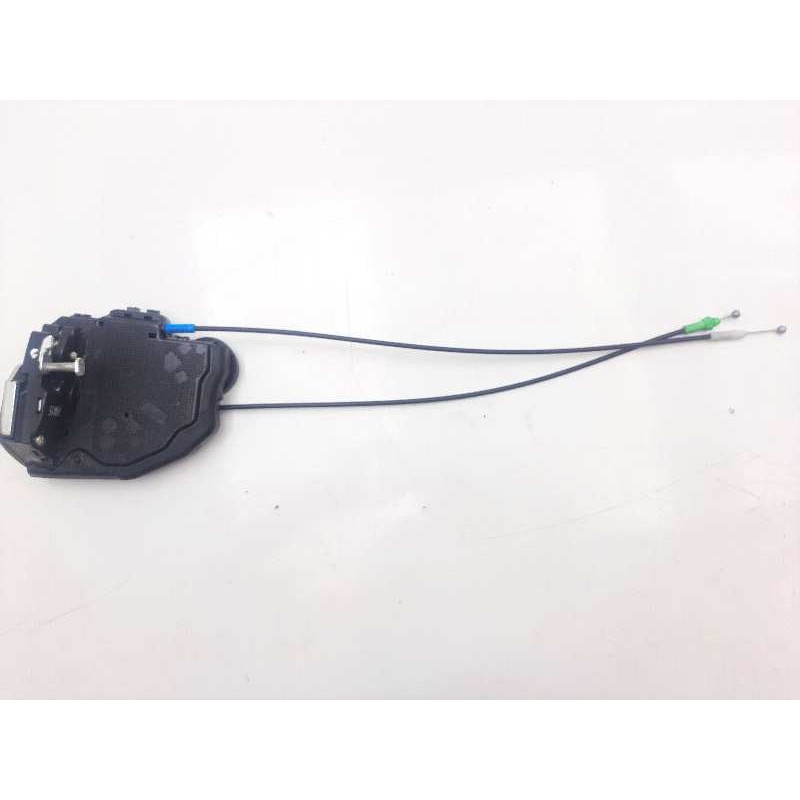 Recambio de cerradura puerta trasera izquierda para toyota auris advance referencia OEM IAM 6906005051  