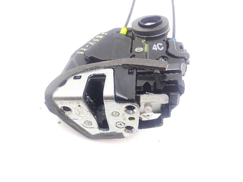 Recambio de cerradura puerta trasera izquierda para toyota auris advance referencia OEM IAM 6906005051  