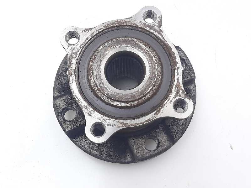 Recambio de buje para renault twingo iii gt referencia OEM IAM   