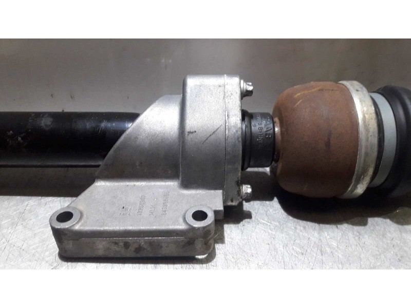 Recambio de transmision delantera derecha para cadillac bls elegance wagon referencia OEM IAM 13256907  