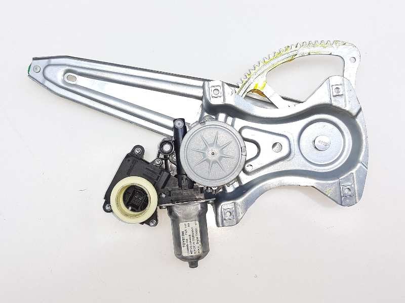 Recambio de elevalunas trasero derecho para toyota auris advance referencia OEM IAM 8572002440B  