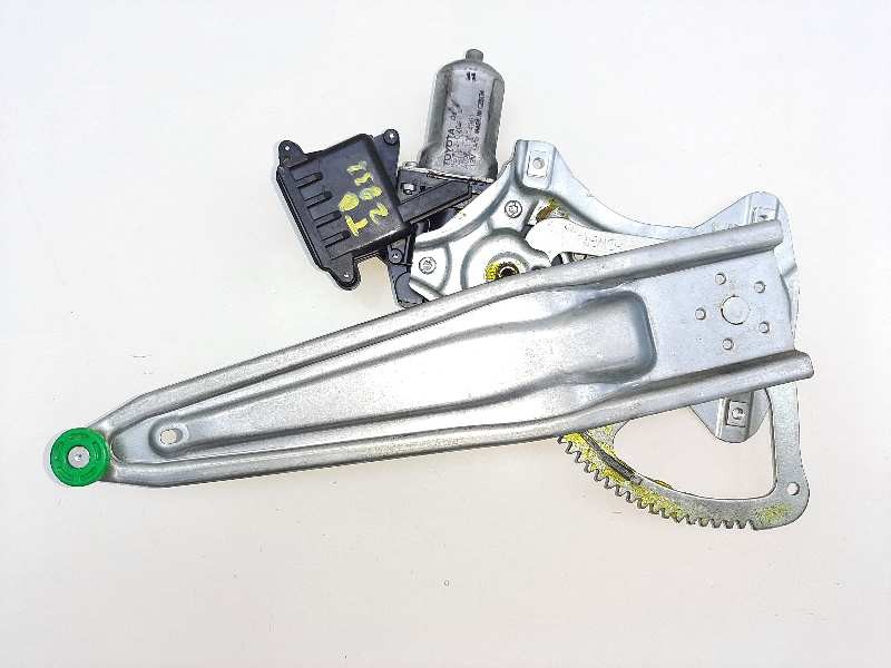 Recambio de elevalunas trasero derecho para toyota auris advance referencia OEM IAM 8572002440B  