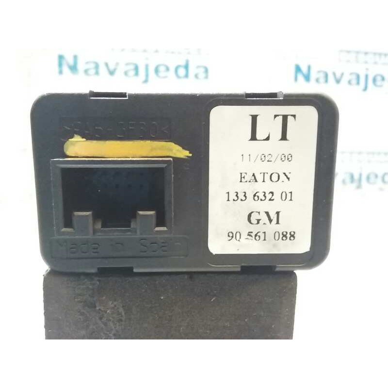 Recambio de mando elevalunas delantero izquierdo para opel astra g berlina 1.2 16v cat (x 12 xe / lw4) referencia OEM IAM 905610