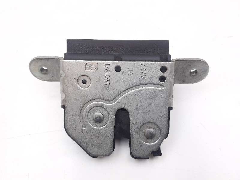 Recambio de cerradura maletero / porton para lancia delta (181) platino referencia OEM IAM 55701971  