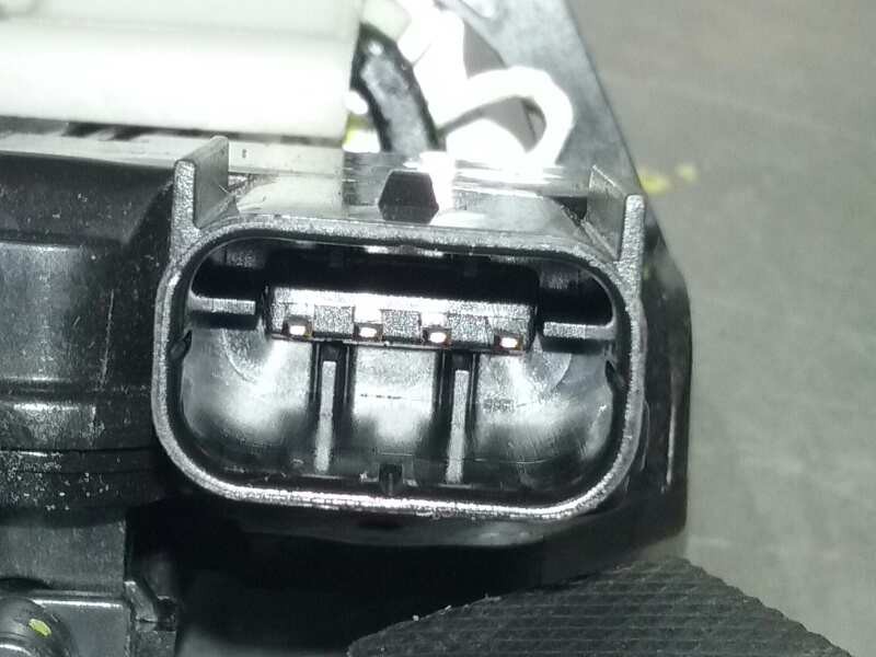 Recambio de cerradura puerta trasera izquierda para kia rio concept referencia OEM IAM  ELECTRICA 4 PINS