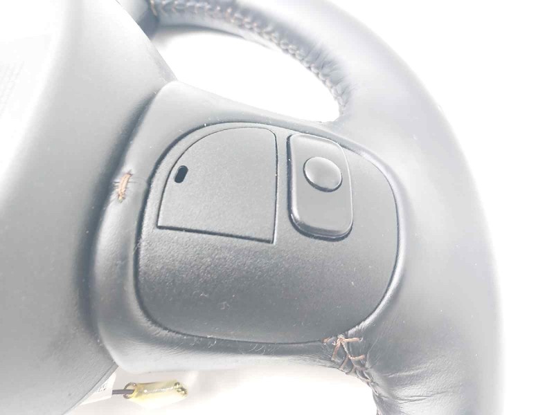 Recambio de volante para jeep compass ii limited 4x4 referencia OEM IAM P5SX74LT5AG 1049810V95 