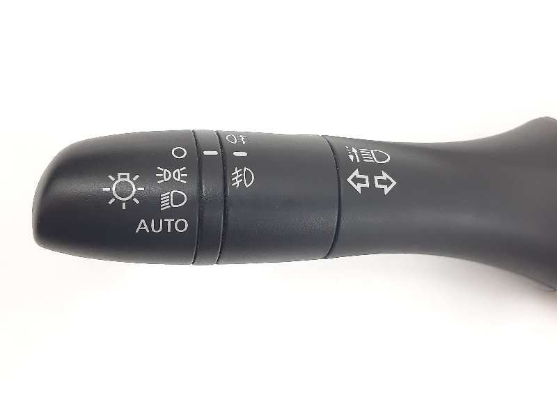 Recambio de mando luces para nissan pulsar (c13) sport edition referencia OEM IAM 14811SD2  