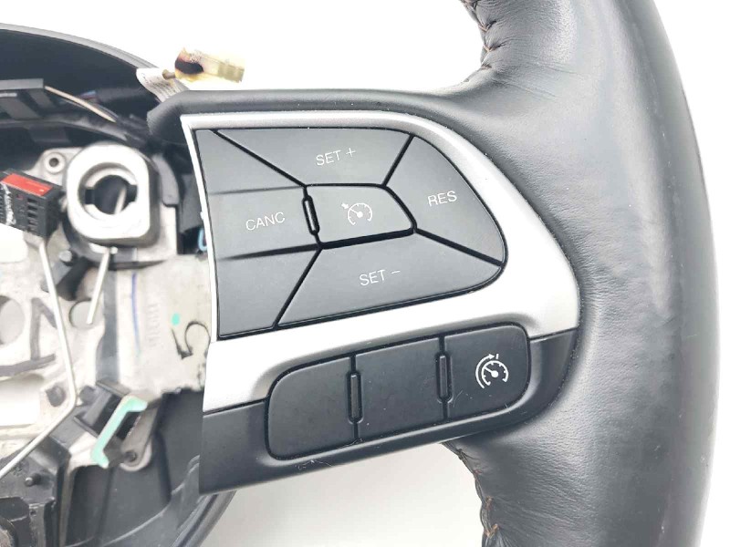 Recambio de volante para jeep compass ii limited 4x4 referencia OEM IAM P5SX74LT5AG 1049810V95 