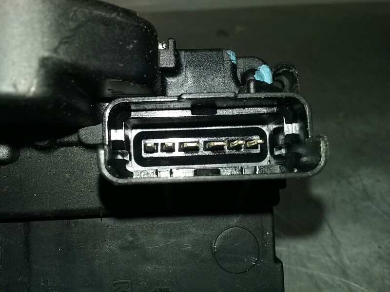 Recambio de cerradura puerta trasera derecha para renault megane iii berlina 5 p dynamique referencia OEM IAM  ELECTRICA 6 PINS