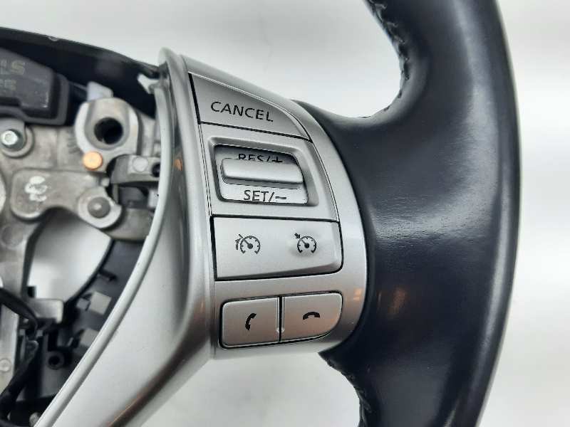 Recambio de volante para nissan pulsar (c13) sport edition referencia OEM IAM   