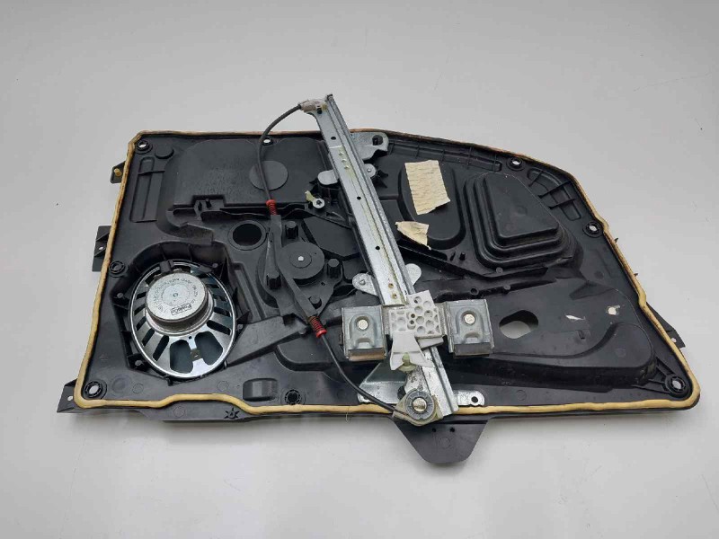 Recambio de elevalunas delantero derecho para ford fiesta (cbk) trend referencia OEM IAM 2S61A045H16A M6S61A203A28JH 