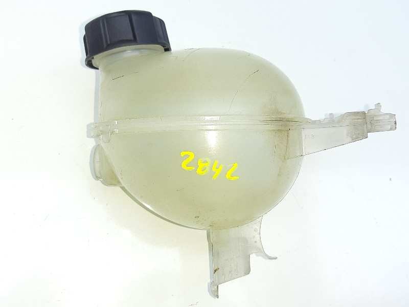 Recambio de deposito expansion para citroen c3 feel referencia OEM IAM 9800777280  