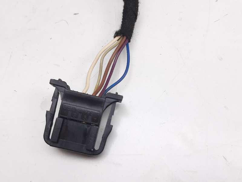 Recambio de retrovisor derecho para skoda rapid elegance referencia OEM IAM 5JB857408F  