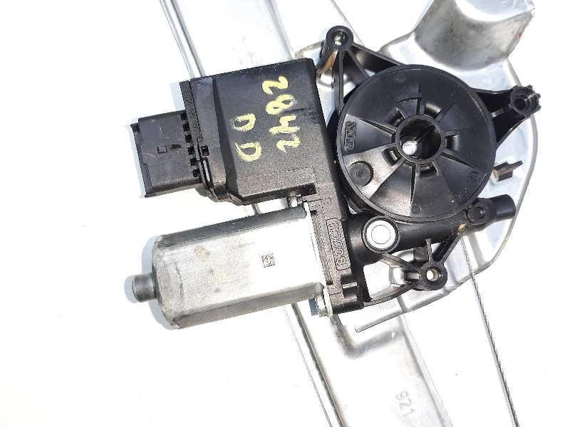 Recambio de elevalunas delantero derecho para citroen c3 feel referencia OEM IAM 9813093380  