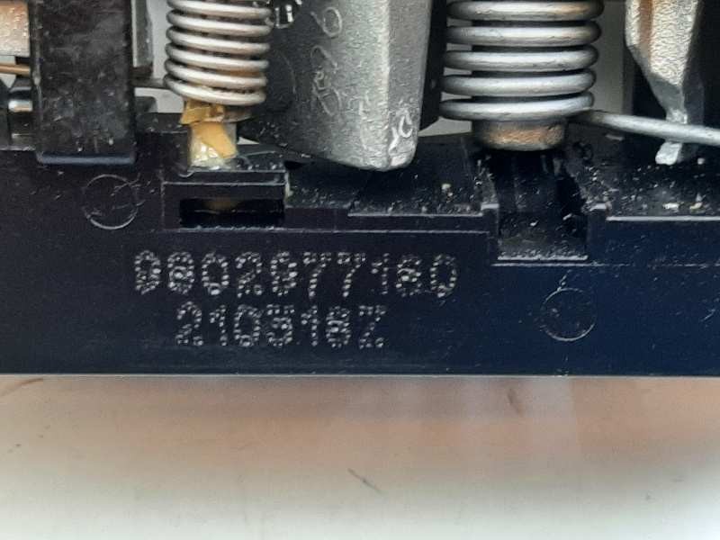 Recambio de maneta exterior delantera derecha para citroen c3 feel referencia OEM IAM 9802977180  