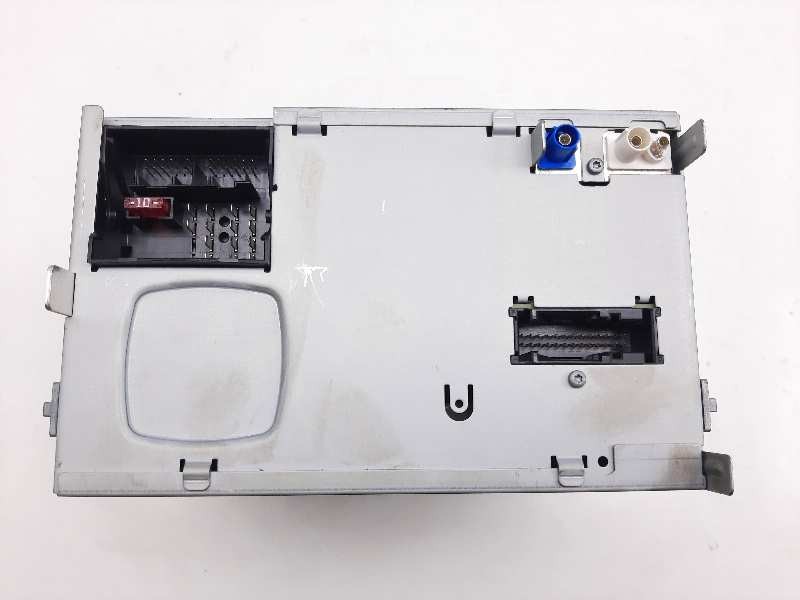 Recambio de sistema navegacion gps para skoda rapid elegance referencia OEM IAM 5JA035192L  