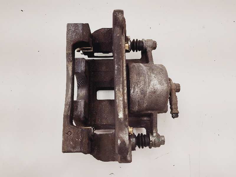 Recambio de pinza freno delantera derecha para lexus rx 400h referencia OEM IAM 4773048140  