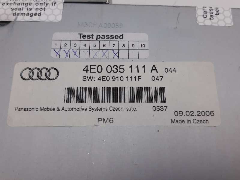 Recambio de sistema audio / cd para skoda rapid elegance referencia OEM IAM 4E0035111A  