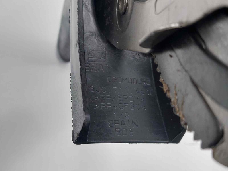 Recambio de palanca freno de mano para seat ibiza (6j5) sport referencia OEM IAM 6J0711461D  