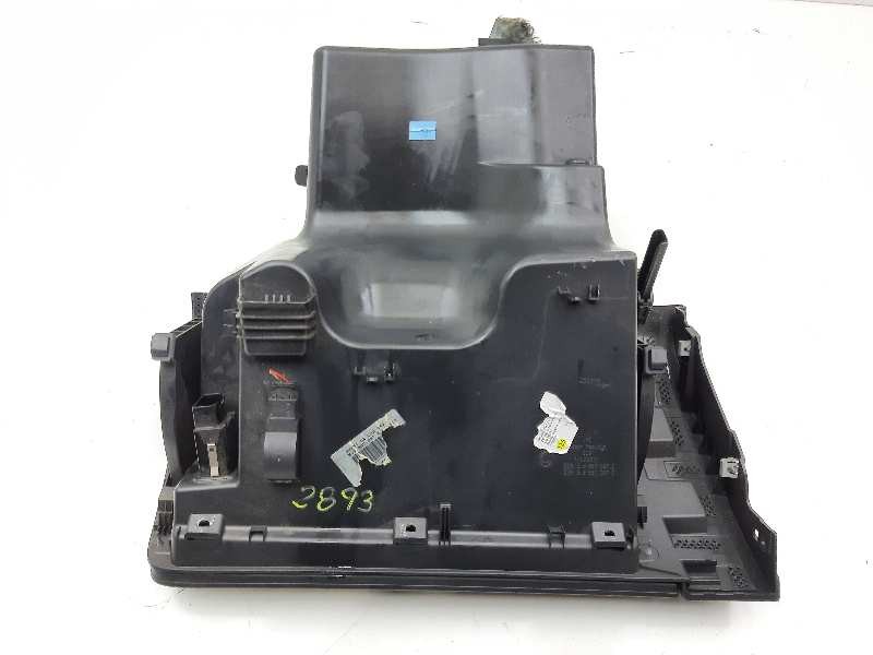 Recambio de guantera para skoda rapid elegance referencia OEM IAM 5JB857097E 5JB857097D 