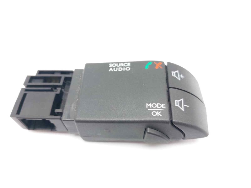 Recambio de mando multifuncion para dacia sandero access referencia OEM IAM 255522448R  