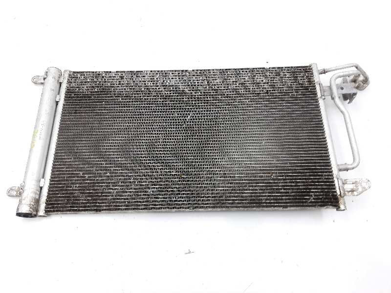 Recambio de condensador / radiador aire acondicionado para skoda rapid elegance referencia OEM IAM 6R0816411  