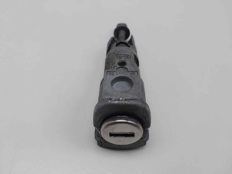 Recambio de bombin puerta delantera izquierda para seat ibiza (6j5) sport referencia OEM IAM 6J3837167  