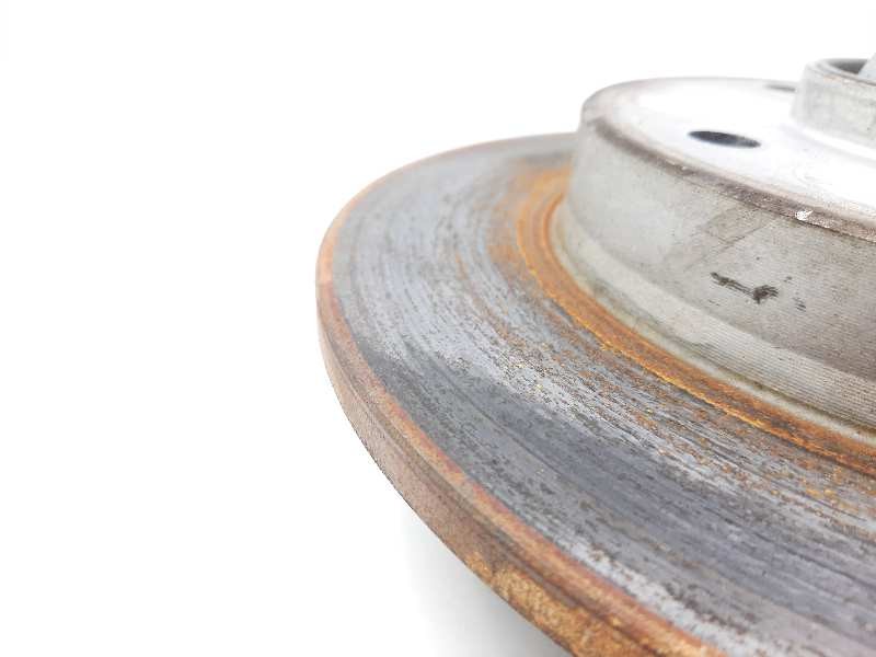 Recambio de buje para citroen c4 lim. seduction referencia OEM IAM   