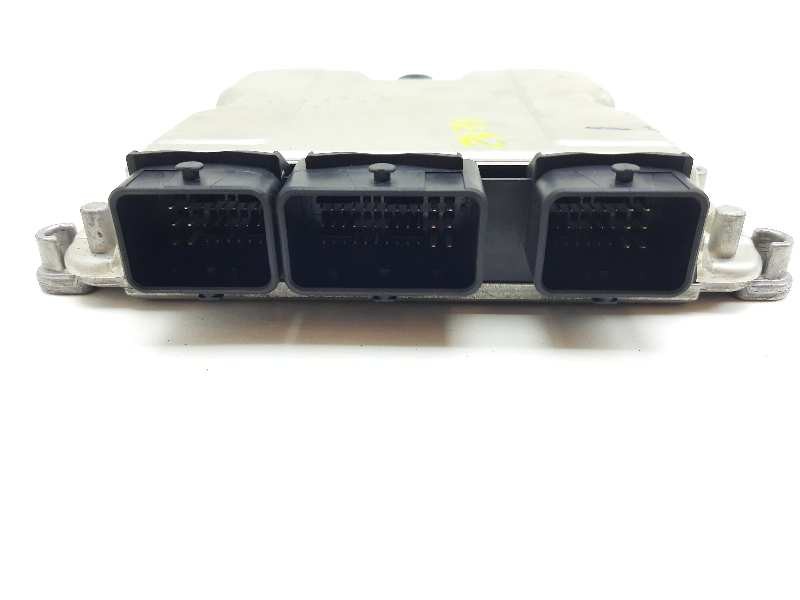 Recambio de centralita motor uce para citroen c5 berlina 2.0 hdi premier referencia OEM IAM 9652183880 0281011524 