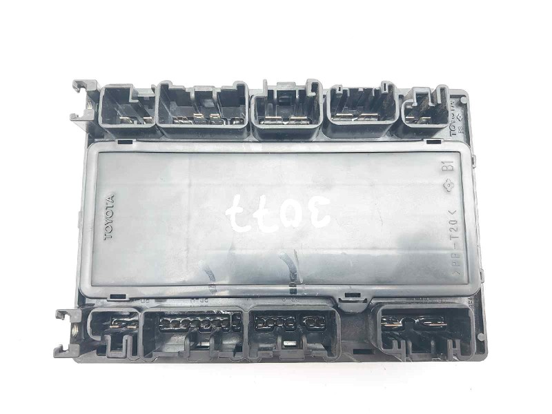 Recambio de modulo electronico para lexus rx 400h referencia OEM IAM 8272148071  S050050327NO