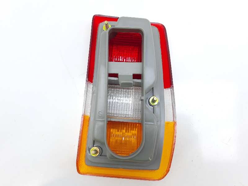 Recambio de piloto trasero izquierdo para ford fiesta berl./express referencia OEM IAM   