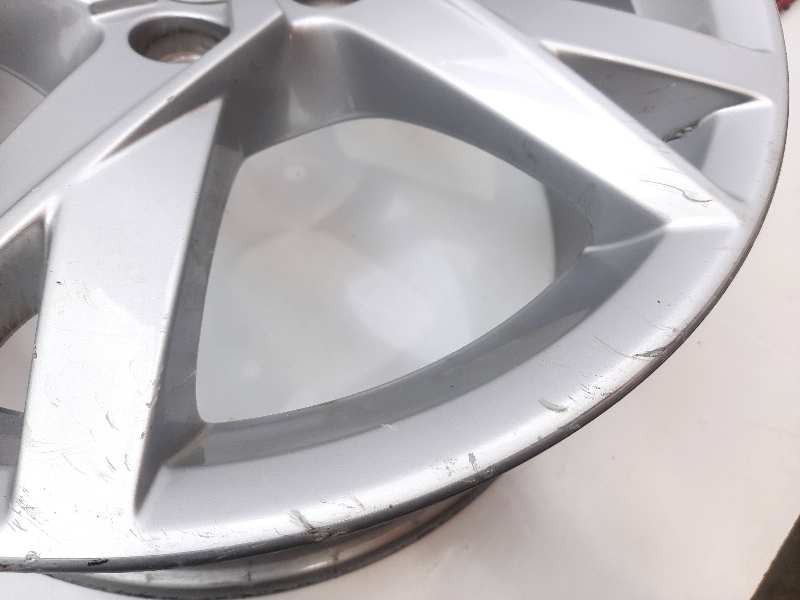 Recambio de llanta para audi q3 (8ug) sport referencia OEM IAM 8U0601025AM  