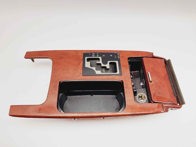 Recambio de guarnecidos palanca cambio para lexus gs (gs/us/ws19) 450 h referencia OEM IAM 5882130540E0 5882130540 