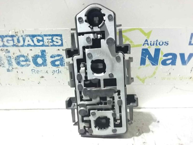 Recambio de portalamparas para audi a6 berlina (4b2) referencia OEM IAM  TRASERO IZQUIERDO 
