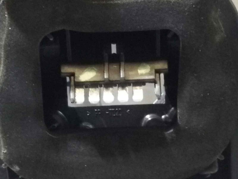 Recambio de portalamparas para opel corsa d selective referencia OEM IAM  TRASERO IZQUIERDO 